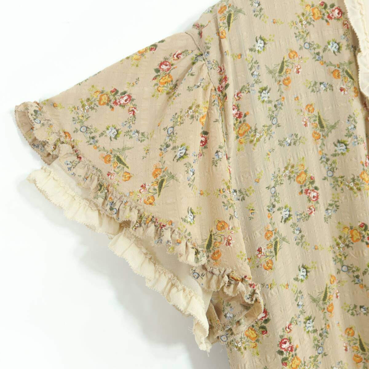【美品】インゲボルグ★クラシカルな襟付き ピンタック フリル 花柄ワンピース♪ベージュ系 z19687
