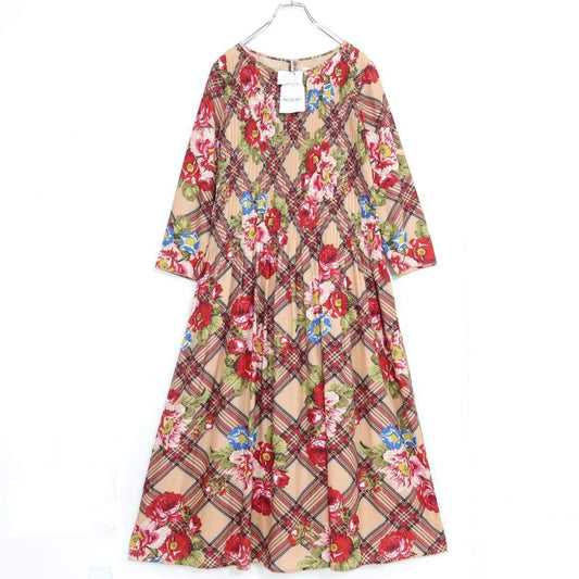 【新品タグ有】インゲボルグ★華やか♪タック使いワンピース サイズ11 薄オレンジ系 花柄 残布有 z20949