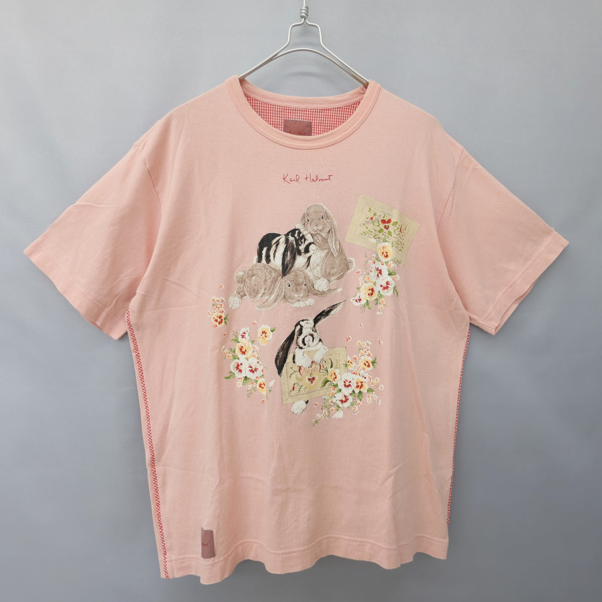 カールヘルム★可愛らしいうさぎpt♪花柄 ブランドロゴ入り 半袖Tシャツ サイズM ピンク系 z23301
