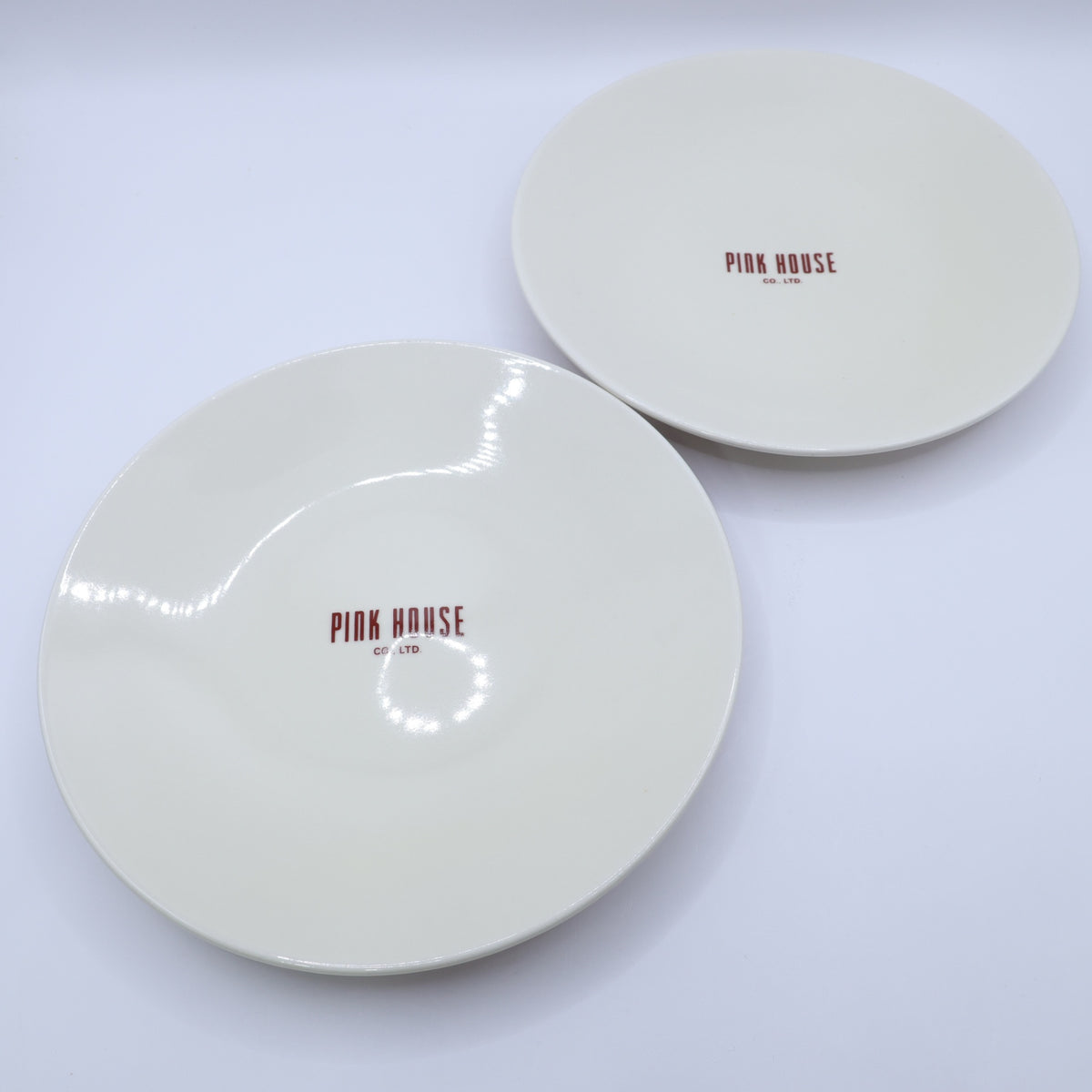 【美品】ピンクハウス★2枚セット♪皿 プレート 陶器 ベージュ×赤系 ロゴ&ギンガムチェック柄 食器 so418