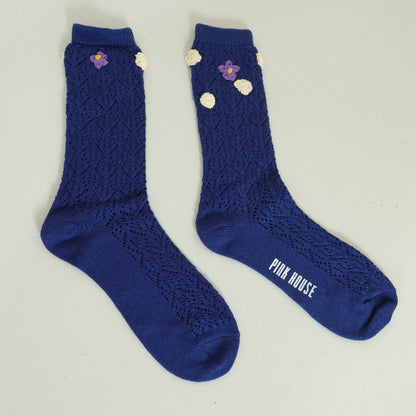 【美品】ピンクハウス★立体すみれモチーフ付き 透かし編みレースソックス 靴下  スミレ 紺系 so355