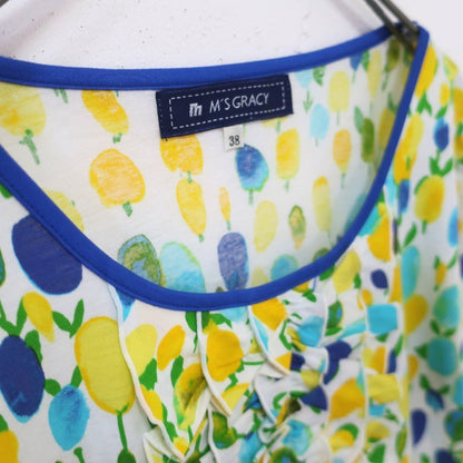 【美品】M'S GRACY エムズグレイシー★フルーツプリント 可愛い！フリルとリボン装飾 白・ブルー・イエロー系＊ｋ3564