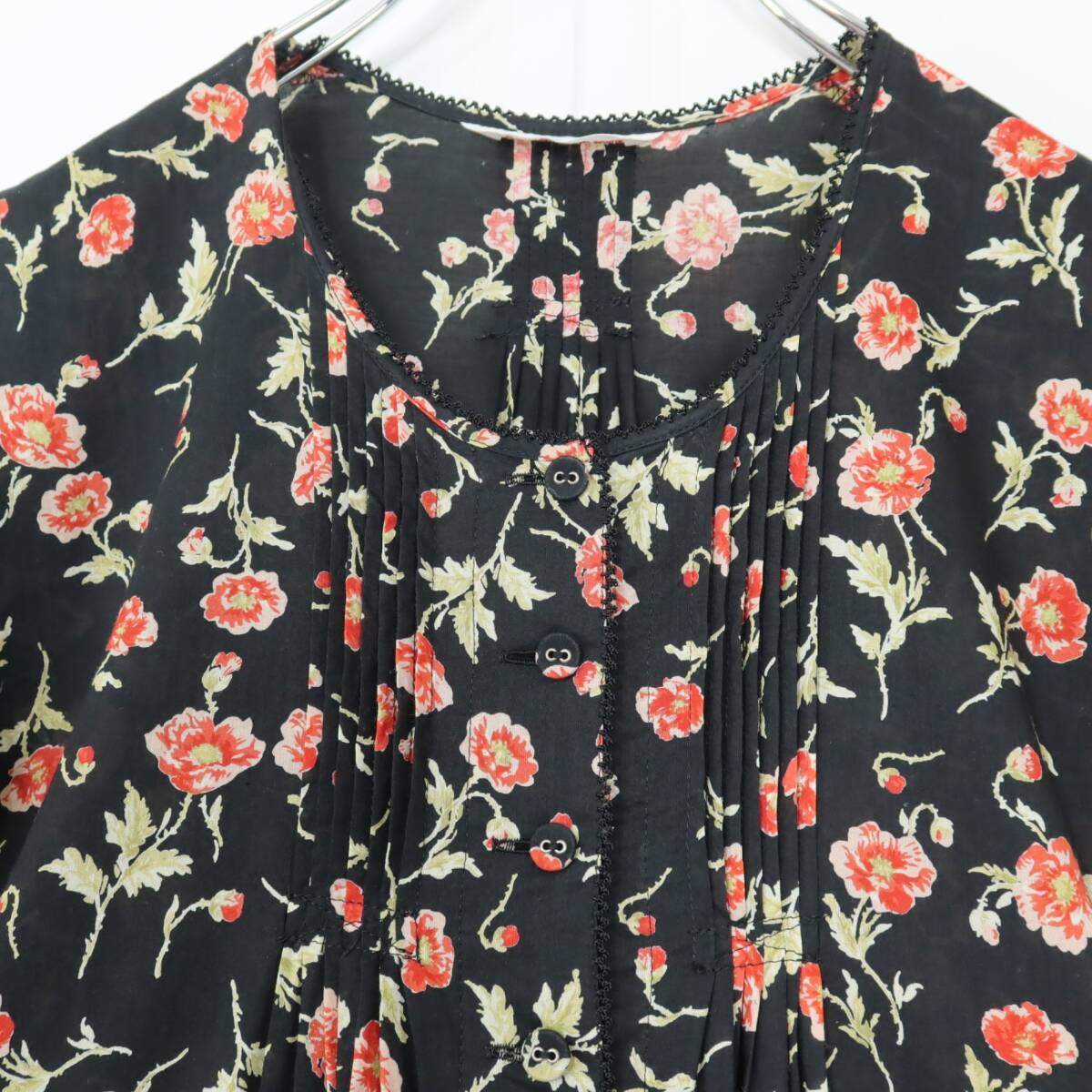 【美品】ワンダフルワールド カネコイサオ★花柄♪ノースリーブワンピース 黒系 裾ティアード♪薄手 z19760