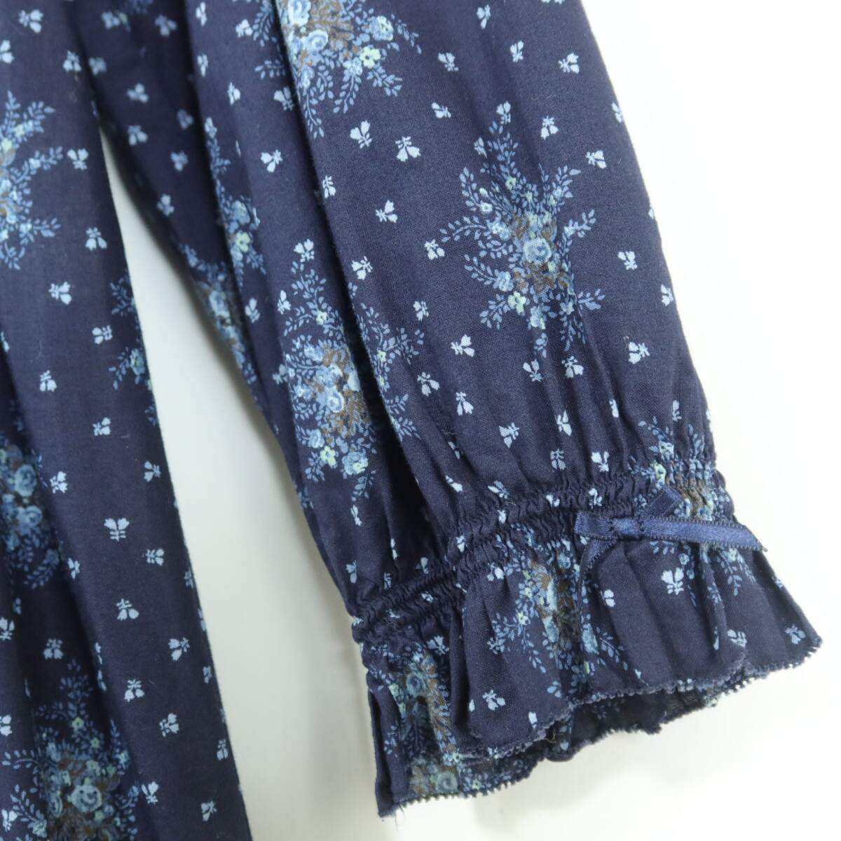 【美品】ピンクハウス★幻想的な小花リースが美しい！ 長袖チュニック・ミニワンピース 紺系 z19563