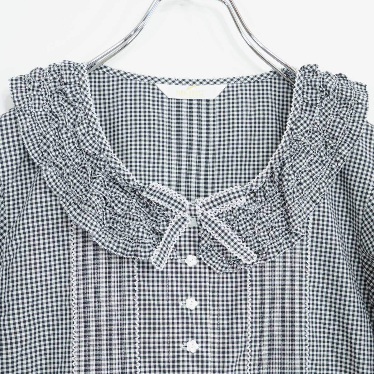 【美品】ピンクハウス★カットワーク刺繍♪ギンガムチェック 長袖ブラウス 黒系 前開き はしごレース リボン♪z21336