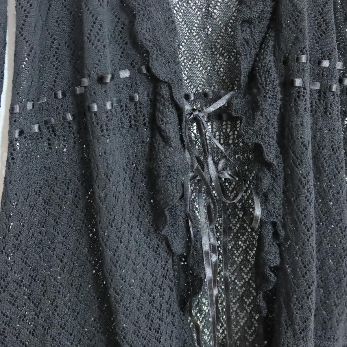 【美品】インゲボルグ★上品な透かし編みが素敵♪フリル付き ロング カーディガン サイズ9号 黒系 z20723