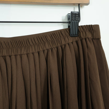 【新品タグ付】UNIQLO★シフォンプリーツロングスカート♪裏地付き 大きいサイズXXL ブラウン系 z22883