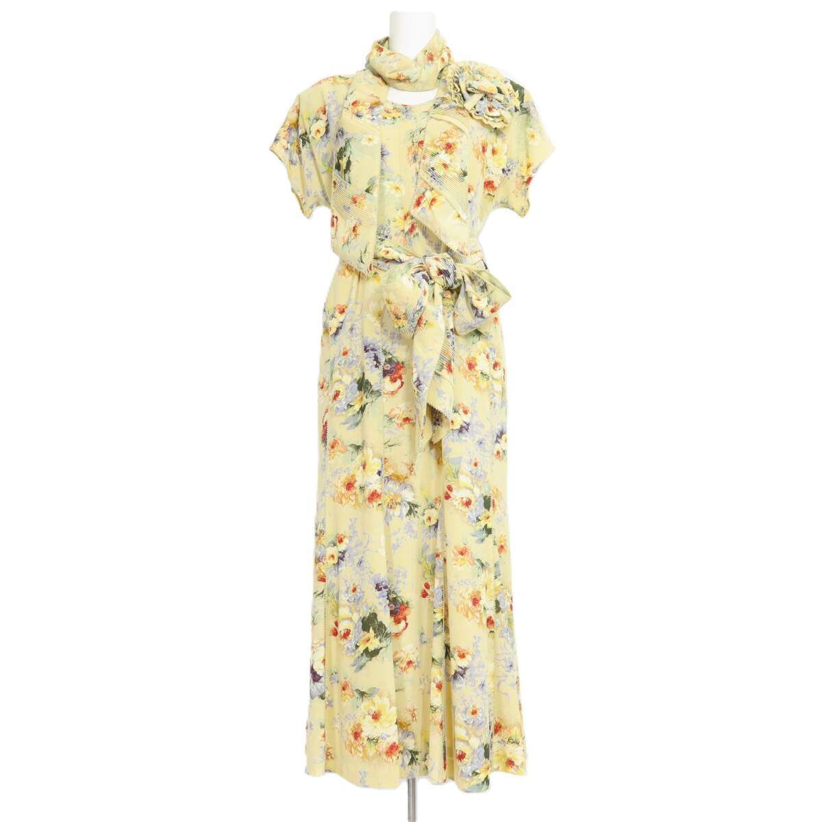 【美品】カネコイサオ★お花コサージュ付き♪花柄半袖ワンピース イエロー系 幅広リボン付♪薄手 z20626