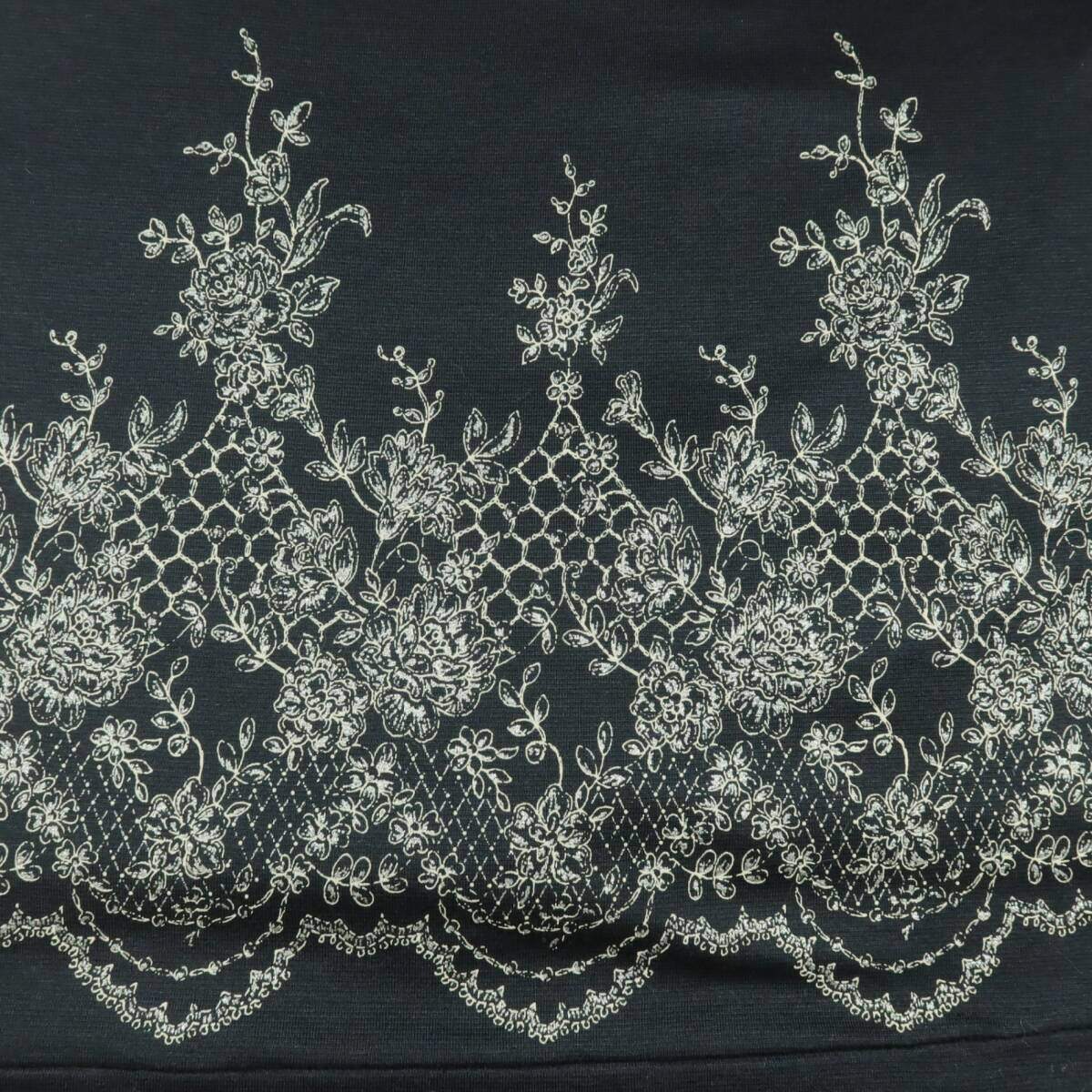 【美品】インゲボルグ★繊細！フラワーレースプリント 美シルエット ワンピース 黒系 サイズ11 ＊z14916