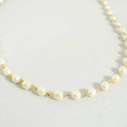 インゲボルグ？クラシカル パール ロングネックレス  ゴールド金具 ホワイト系 so453