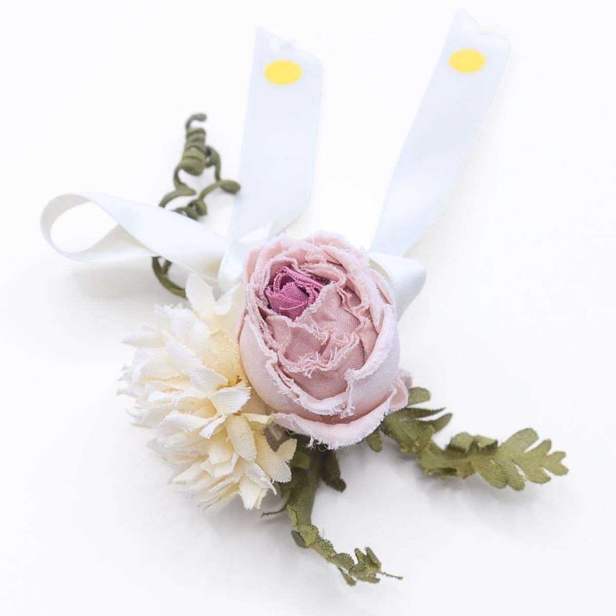 アンティーク調 オールドローズと白花のブーケコサージュ リボン付き　ピンク系　＊ko102