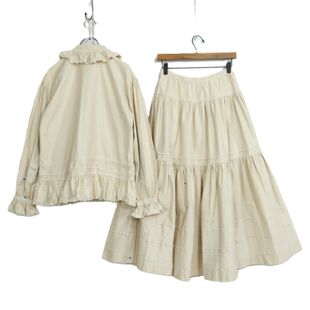 ピンクハウス★ロゴ刺しゅう♪厚手コットンの上下セット 長袖ブラウス&前開きスカート ベージュ系 ウエストお直し z22707