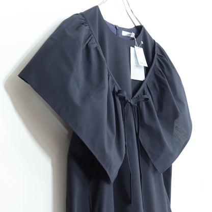 【美品】VIRINA ヴィリーナ★ケープ付き半袖ワンピース サイズXS 濃紺系 ドレープ感たっぷり♪総柄 z19779