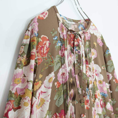 【極美品】インゲボルグ★カラフル♪花柄ワンピース サイズ9号 茶系 ピンタック使い♪2023年製 z20950