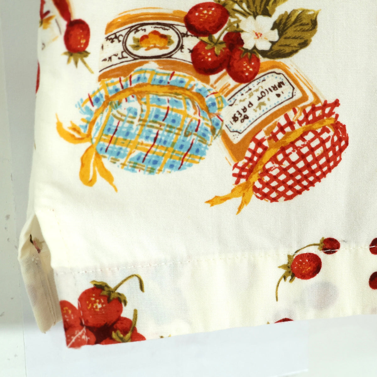 【美品】ピンクハウス★ジャム瓶&かごストロベリーpt♪開襟シャツ ブラウス 大きいサイズＬ クリーム色系 前開き 薄手 z21734
